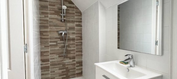 5 bedrooms House in Chaumont-en-Vexin, France No. 248744 7