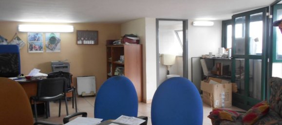 40 rooms Building in Casoria, Italy No. 84875 27