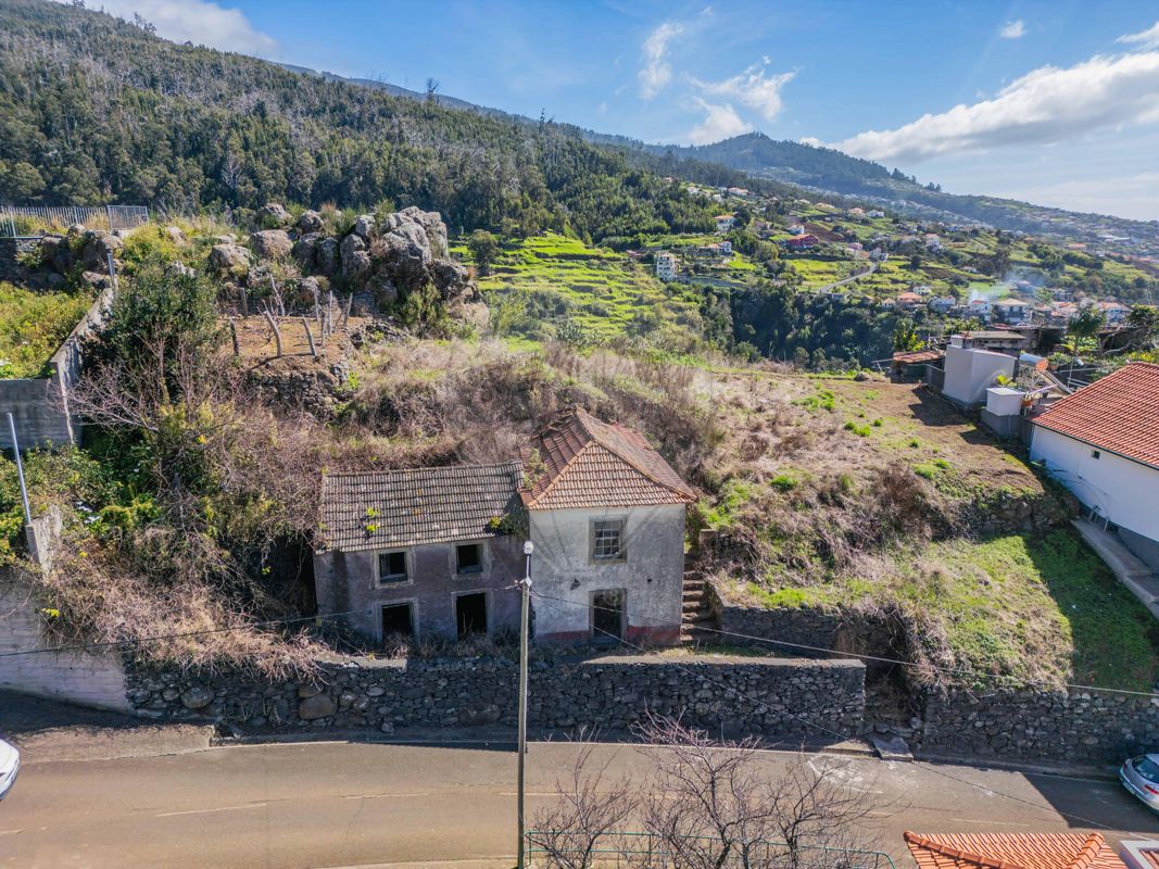 2 bedrooms House in Calheta, Portugal No. 25127