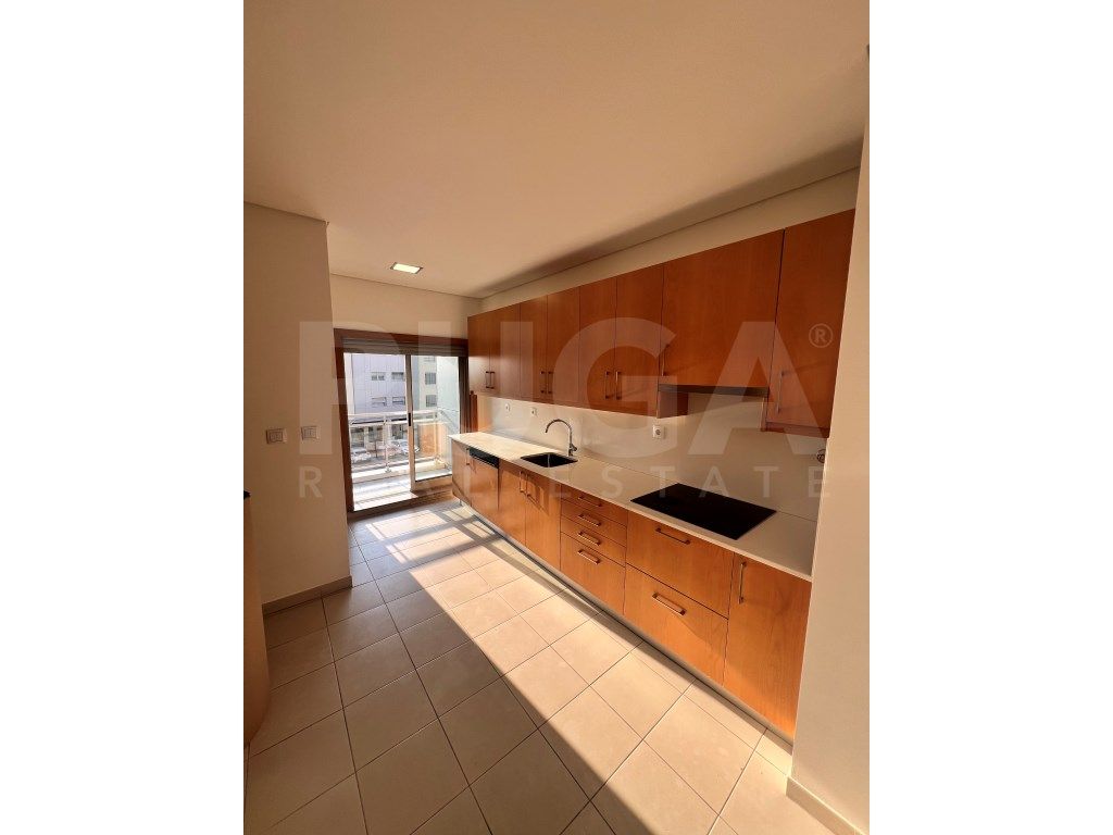 2 غرف نوم شقة في Espinho, Portugal رقم 227418