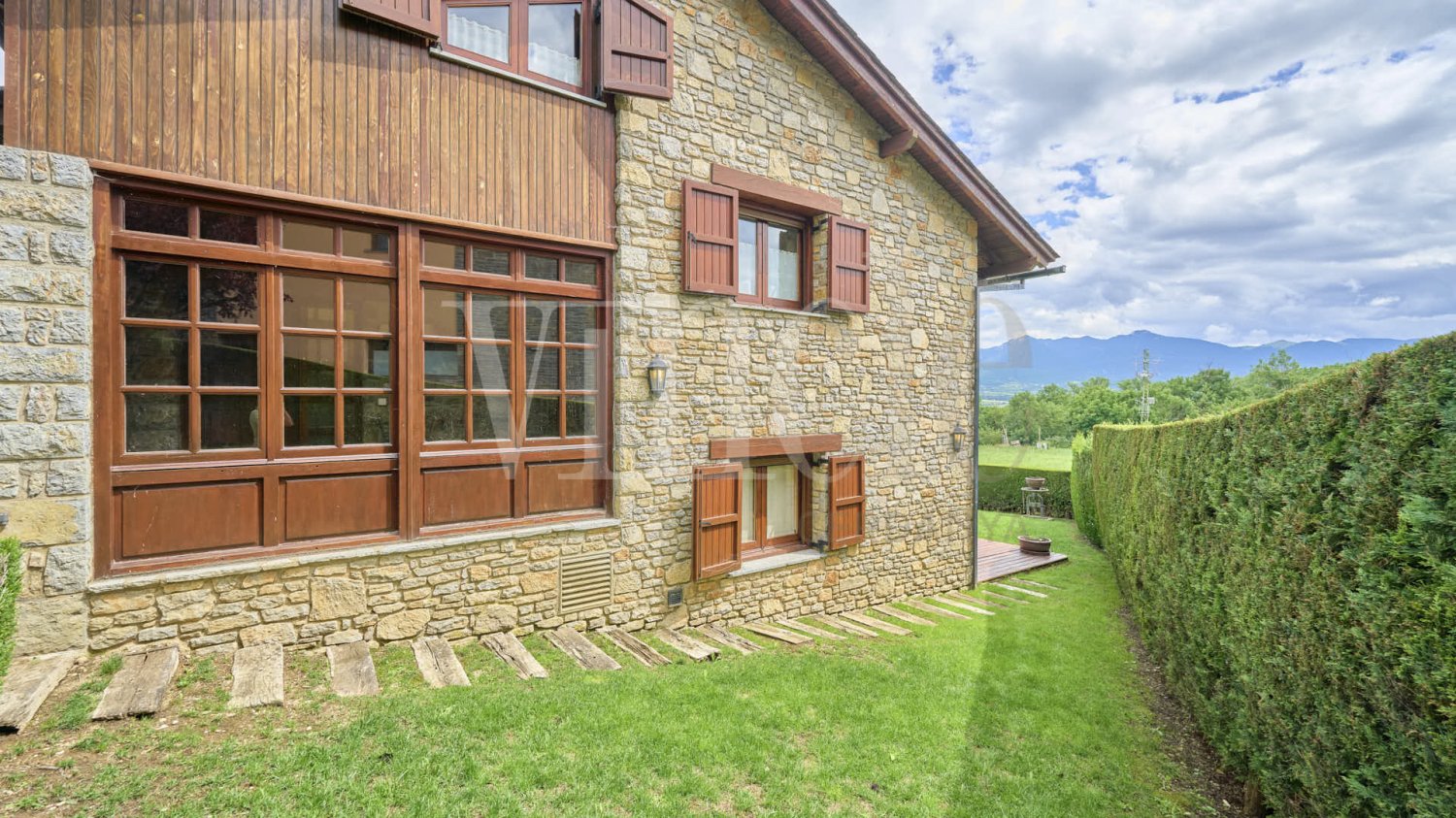 3 غرف نوم منزل في Girona, Spain رقم 188435