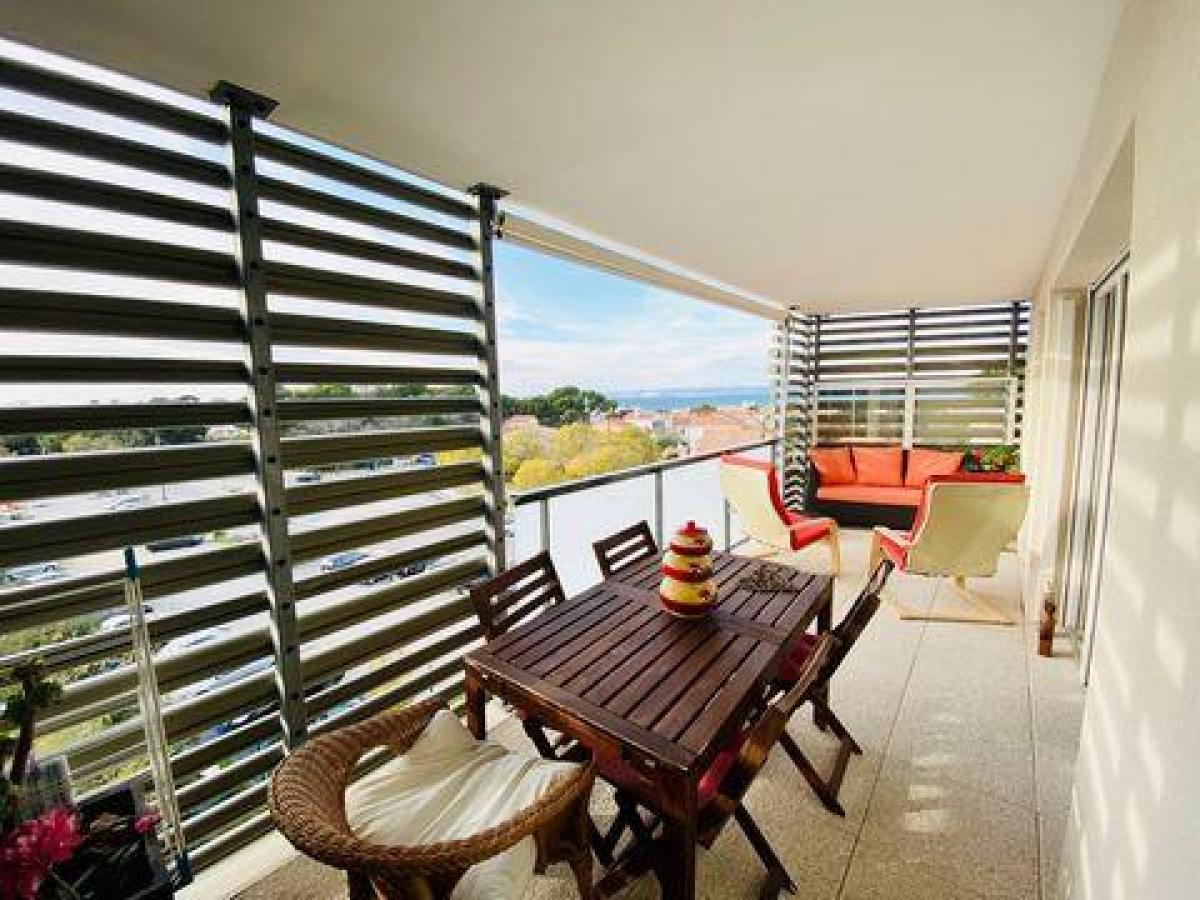 2 bedrooms Condo in Marseille, France No. 16272