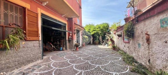 Villa de 6 dormitorios en Mugnano di Napoli, Italy No. 207323 18