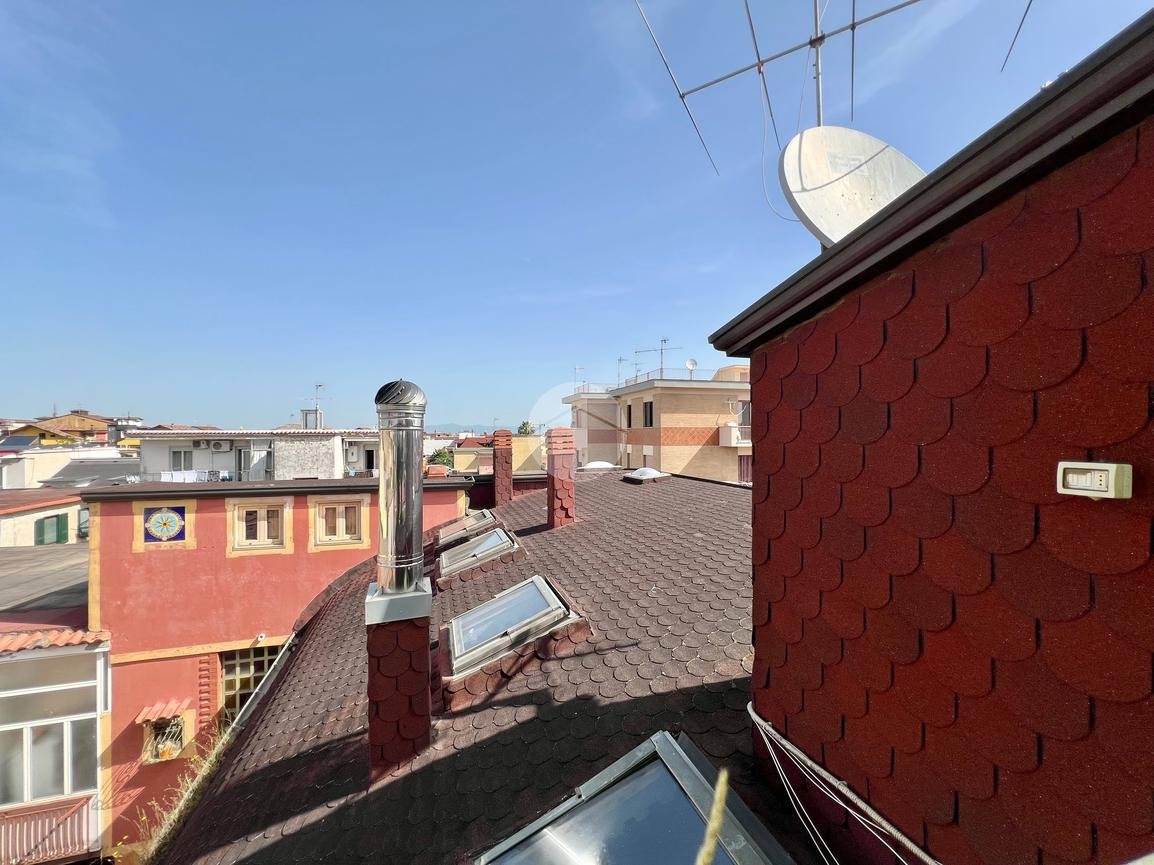 Villa de 6 dormitorios en Mugnano di Napoli, Italy No. 207323