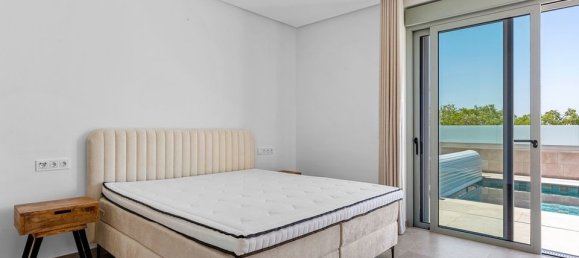 Villa de 4 dormitorios en Benijófar, Spain No. 189238 29