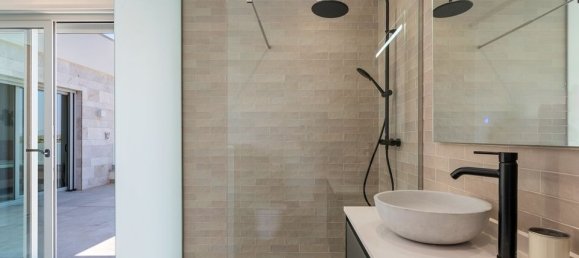 Villa de 4 dormitorios en Benijófar, Spain No. 189238 41