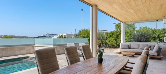 Villa de 4 dormitorios en Benijófar, Spain No. 189238 9