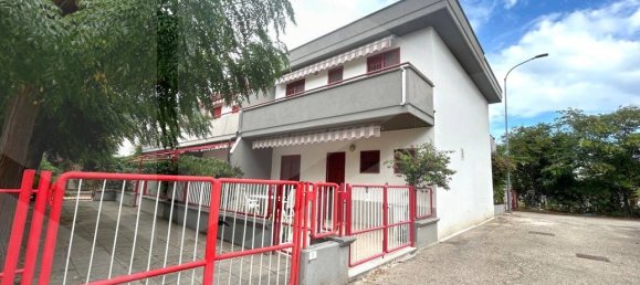 3غرفة منزل ذو طابقين في Campomarino, Italy رقم 26140 20