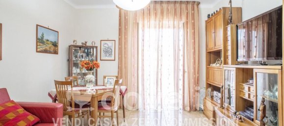 3 rooms Apartment in Taranto, Italy No. 129876 3