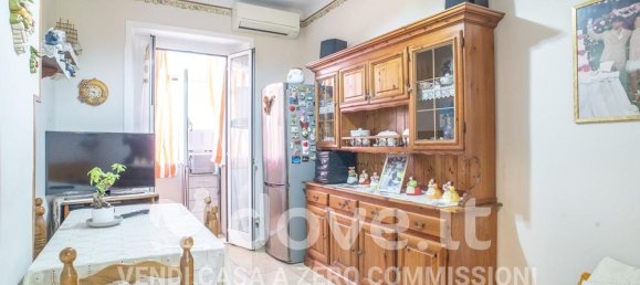 3 rooms Apartment in Taranto, Italy No. 129876 10