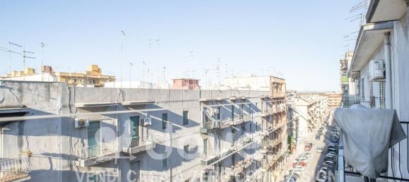 3 rooms Apartment in Taranto, Italy No. 129876 27