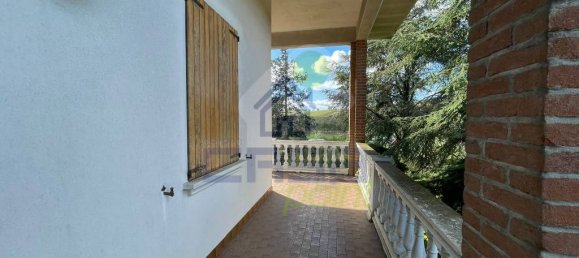 3 غرف نوم فيلا في Ziano Piacentino, Italy رقم 122262 33