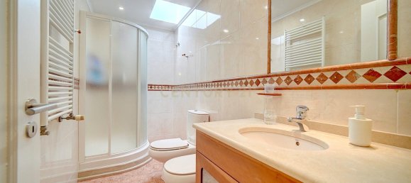 5 bedrooms Villa in Sintra, Portugal No. 197603 36