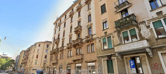 3 bedrooms Apartment in Milan, Italy No. 276188 20