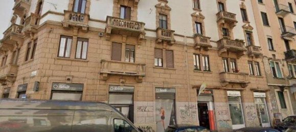 3 bedrooms Apartment in Milan, Italy No. 276188 36