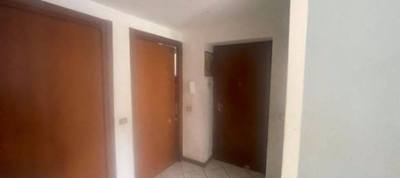 3 bedrooms Apartment in Milan, Italy No. 276188 26