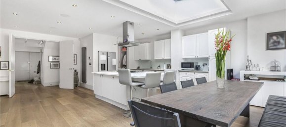 6 bedrooms House in New Barnet, United Kingdom No. 6678 7