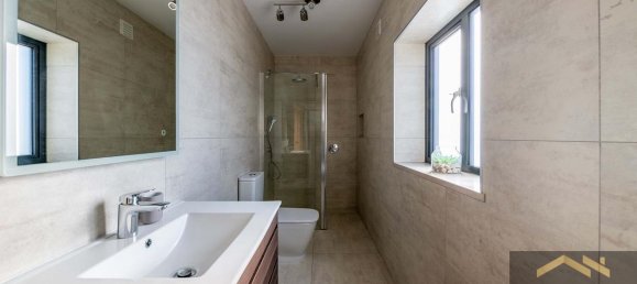 5 bedrooms Villa in Budens, Portugal No. 131851 30