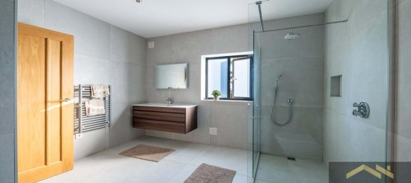 5 bedrooms Villa in Budens, Portugal No. 131851 28