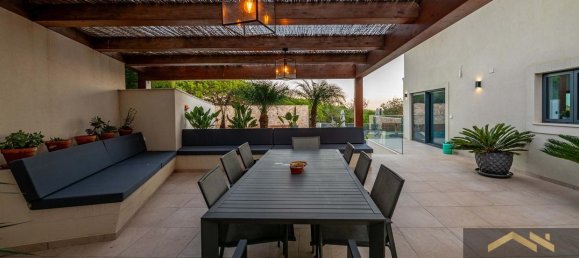 5 bedrooms Villa in Budens, Portugal No. 131851 36