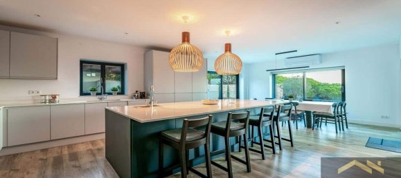 5 bedrooms Villa in Budens, Portugal No. 131851 14