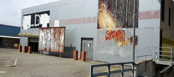 8 rooms Warehouse in Rome, Italy No. 65273 2