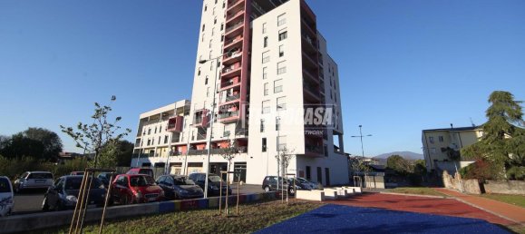 3 rooms Apartment in Brescia, Italy No. 3133 34