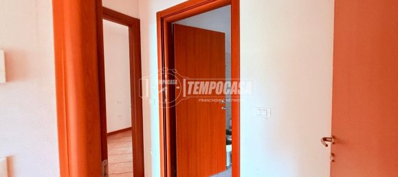 3 rooms Apartment in Brescia, Italy No. 3133 3
