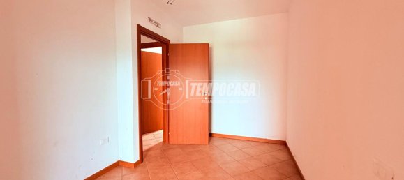 3 rooms Apartment in Brescia, Italy No. 3133 22