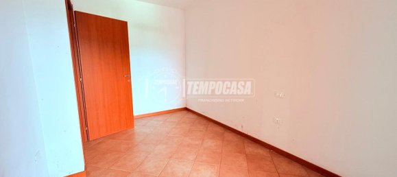 3 rooms Apartment in Brescia, Italy No. 3133 21