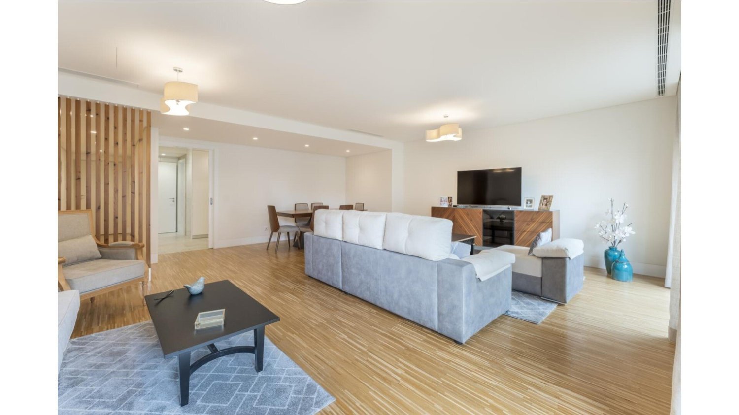 2 bedrooms Apartment in Lisbon, Portugal No. 201755