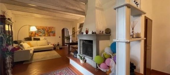 7 rooms House in Florence, Italy No. 32185 5