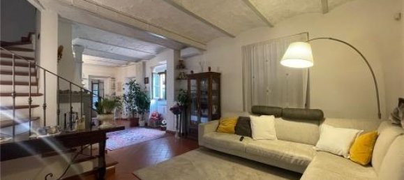 7 rooms House in Florence, Italy No. 32185 8