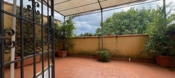 7 rooms House in Florence, Italy No. 32185 6
