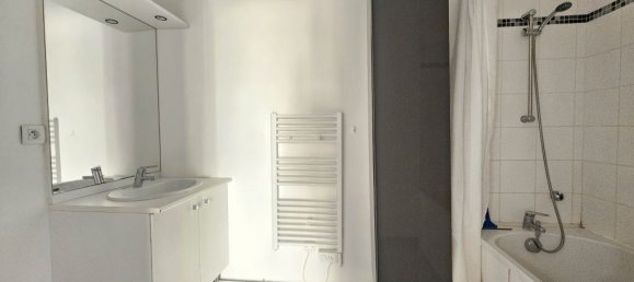 2 bedrooms Apartment in Tourcoing, France No. 79693 4