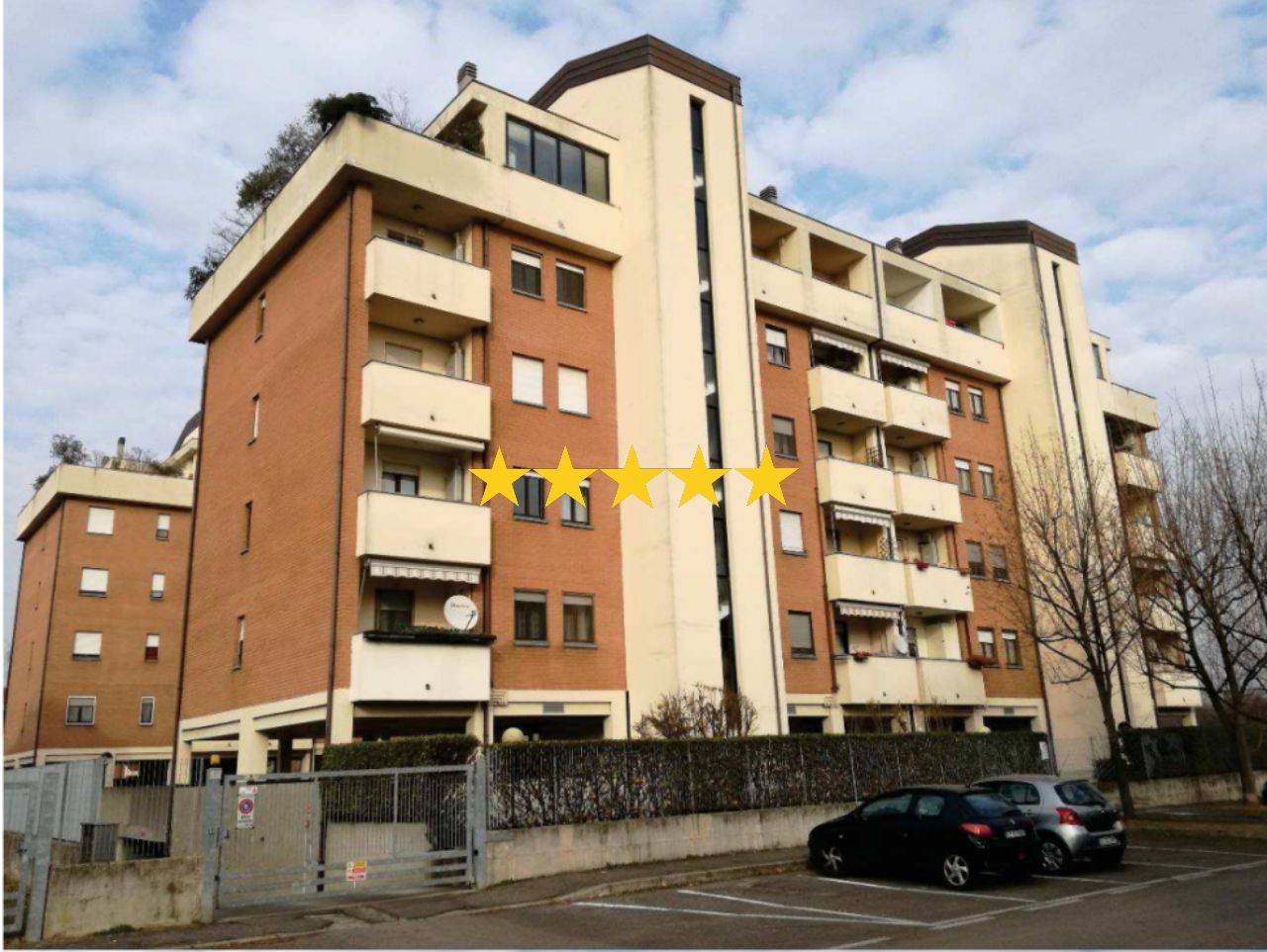 Apartamento T3 em Rho, Italy N.º 4999