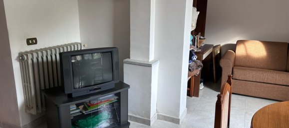 4 rooms Apartment in Tuscania, Italy No. 205233 9