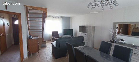 3 bedrooms House in Marck, France No. 313974 2