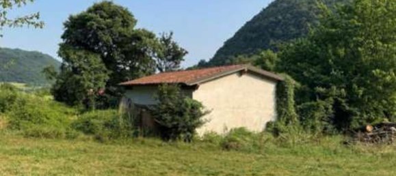 Gewerbliche Immobilie in Castelgomberto, Italy 282m², Nr. 357538 9