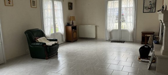 3 bedrooms House in Lurais, France No. 75334 3