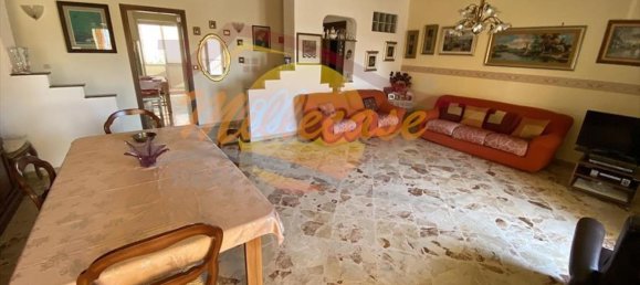 Квартира с 5 комнатами в Сиракузы, Италия № 247392 3