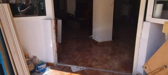 76m² Commercial property in Torrevieja, Spain No. 90982 6