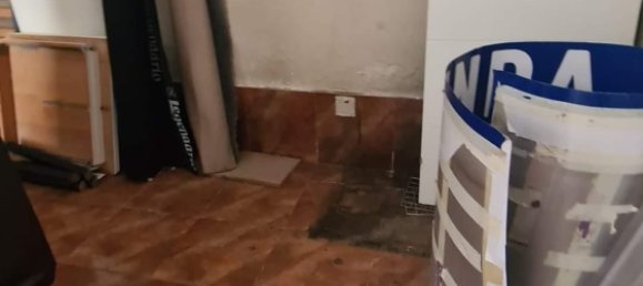 76m² Commercial property in Torrevieja, Spain No. 90982 4