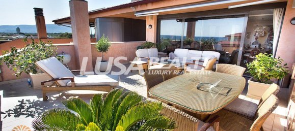 3 bedrooms Penthouse in Gava, Spain No. 32 8