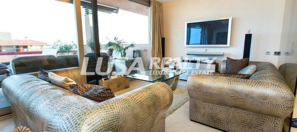 3 bedrooms Penthouse in Gava, Spain No. 32 4