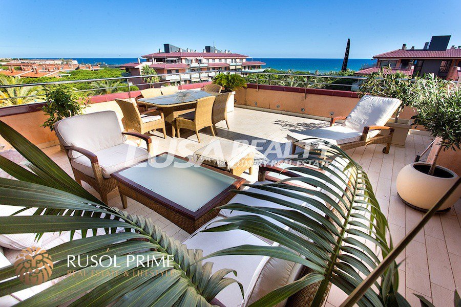 3 bedrooms Penthouse in Gava, Spain No. 32