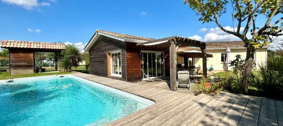 3 bedrooms House in Auros, France No. 328758 3