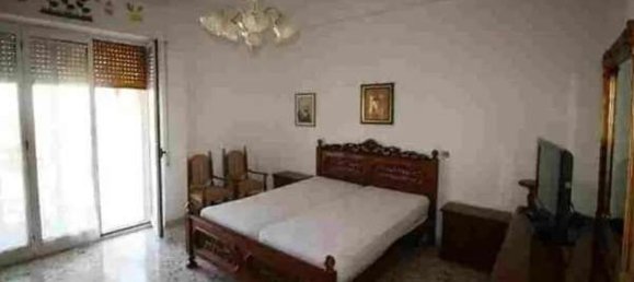 4 rooms Apartment in Bari, Italy No. 289158 11