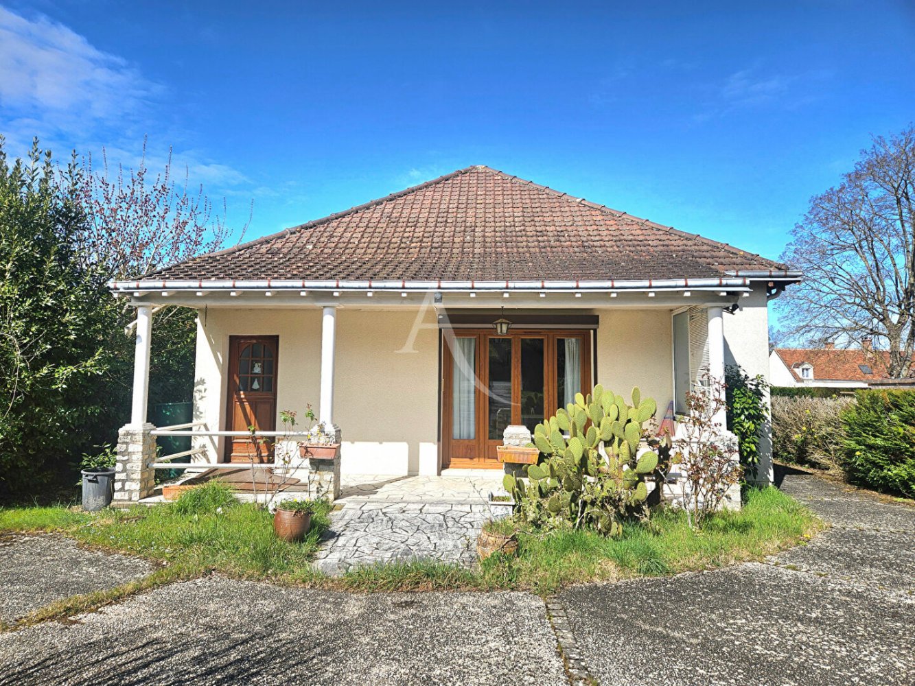 2 chambres Maison à Saint-Georges-sur-Cher, France No. 210184