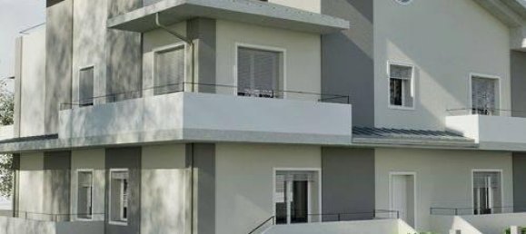 5 rooms Apartment in Forlì, Italy No. 33346 2